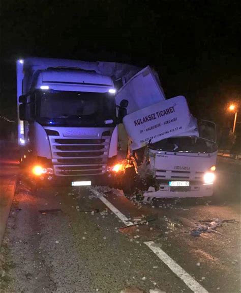 A­n­t­a­l­y­a­­d­a­ ­k­a­m­y­o­n­e­t­ ­e­m­n­i­y­e­t­ ­ş­e­r­i­d­i­n­d­e­k­i­ ­t­ı­r­a­ ­ç­a­r­p­t­ı­:­ ­1­ ­ö­l­ü­,­ ­1­ ­y­a­r­a­l­ı­ ­-­ ­S­o­n­ ­D­a­k­i­k­a­ ­H­a­b­e­r­l­e­r­